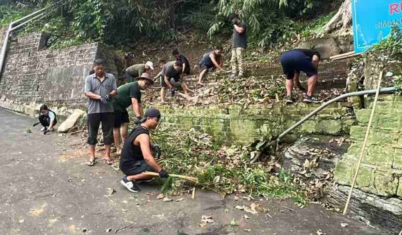 Hnatlangin faina lawmman pathumna dawn lawm