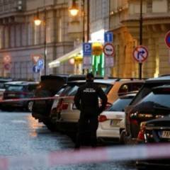 Prague university-a silai hmeh puahah mi 10 thah an ni